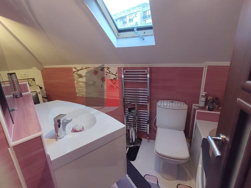 Unirii-Traian Vanzare apartament 3 camere cu centrala